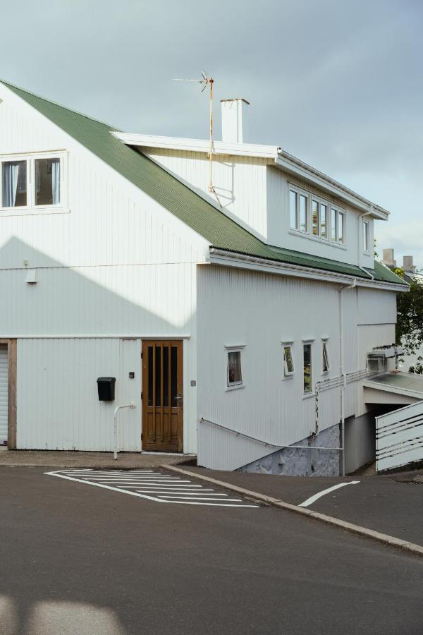 5 Bedroom Penthouse Apartment / Downtown / Marina Tórshavn Buitenkant foto